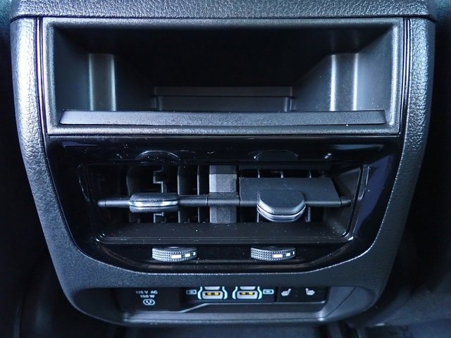 Certified 2024 Jeep Grand Cherokee Limited image 15