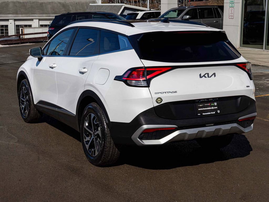 Used 2025 Kia Sportage EX w/ Premium Package image 6