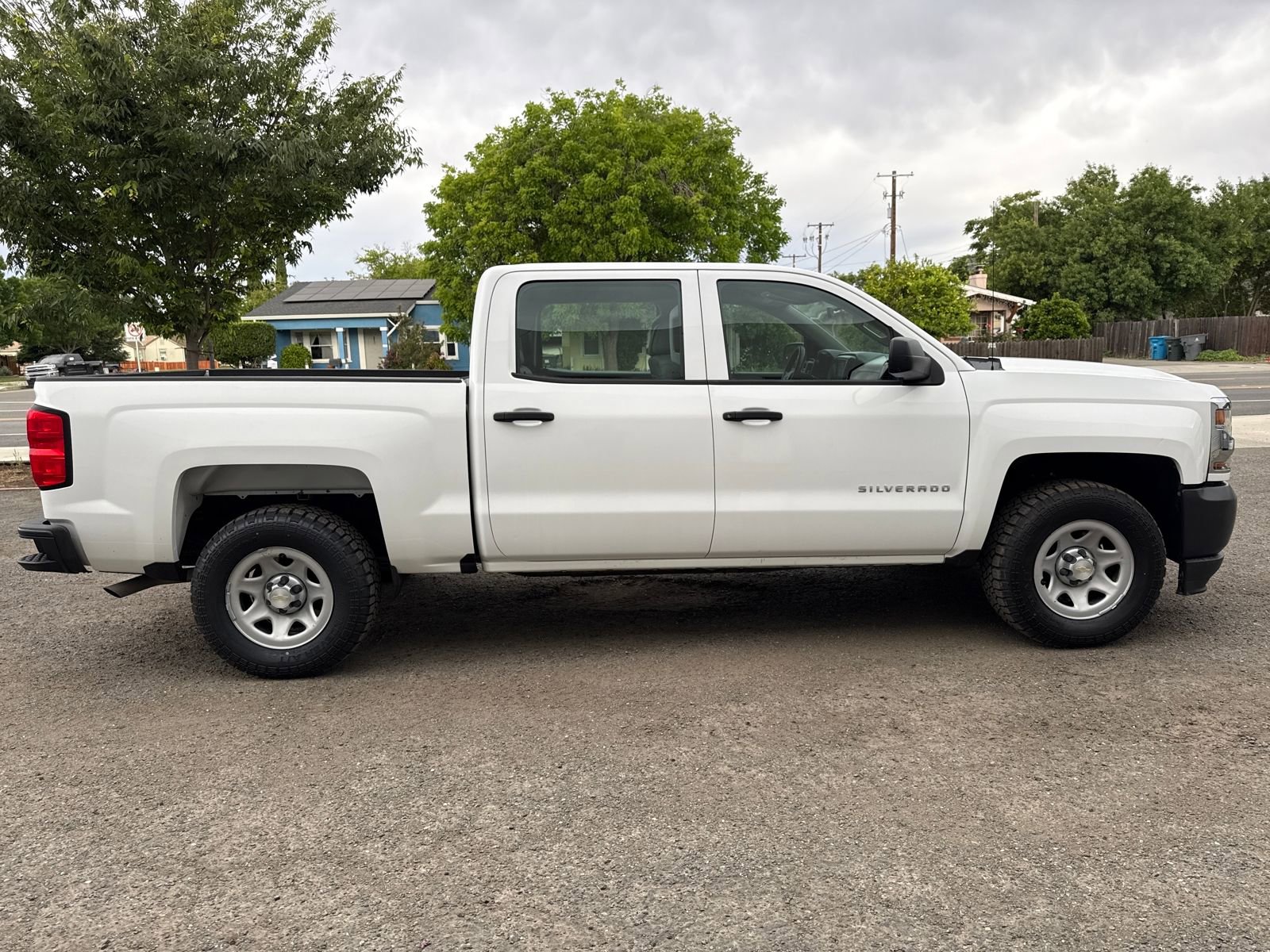 Used 2018 Chevrolet Silverado 1500 W/T w/ Trailering Package image 6