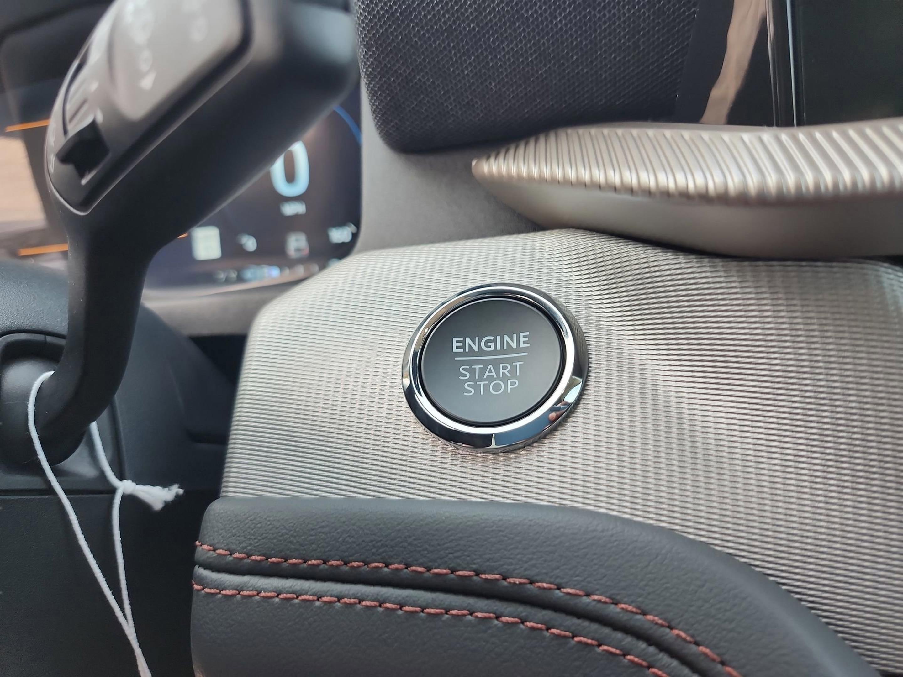 New 2026 Ford Explorer Active image 16