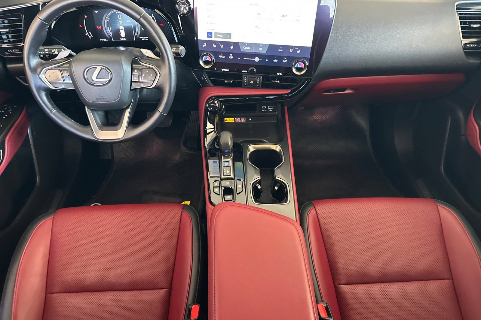 Used 2024 Lexus NX 350h AWD w/ Vision Package image 10