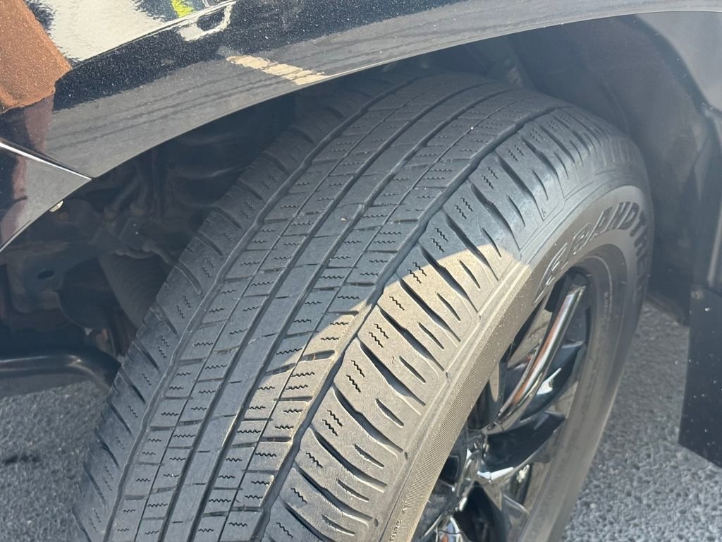 Used 2018 Lexus GX 460 Premium w/ Premium Package image 11