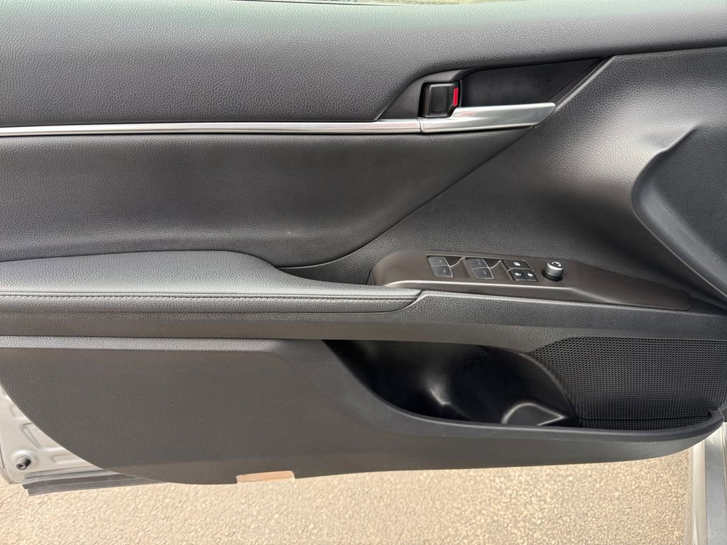 Used 2024 Toyota Camry XSE image 25