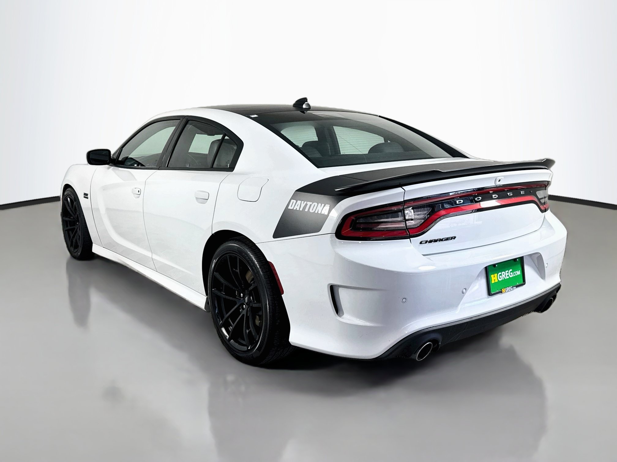 Used 2023 Dodge Charger Scat Pack w/ Daytona Edition Group RWD image 7