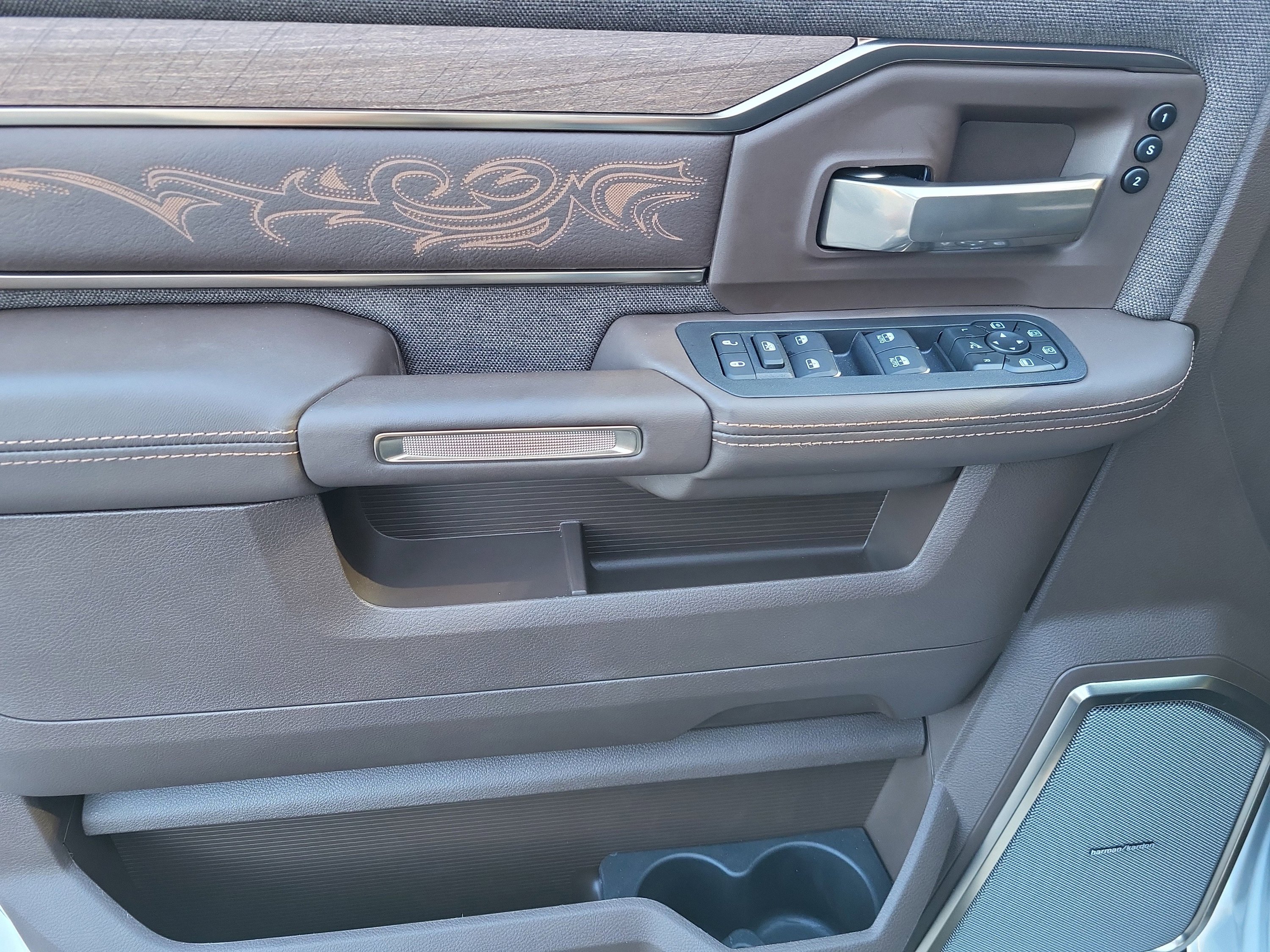 New 2026 RAM 2500 Limited image 23