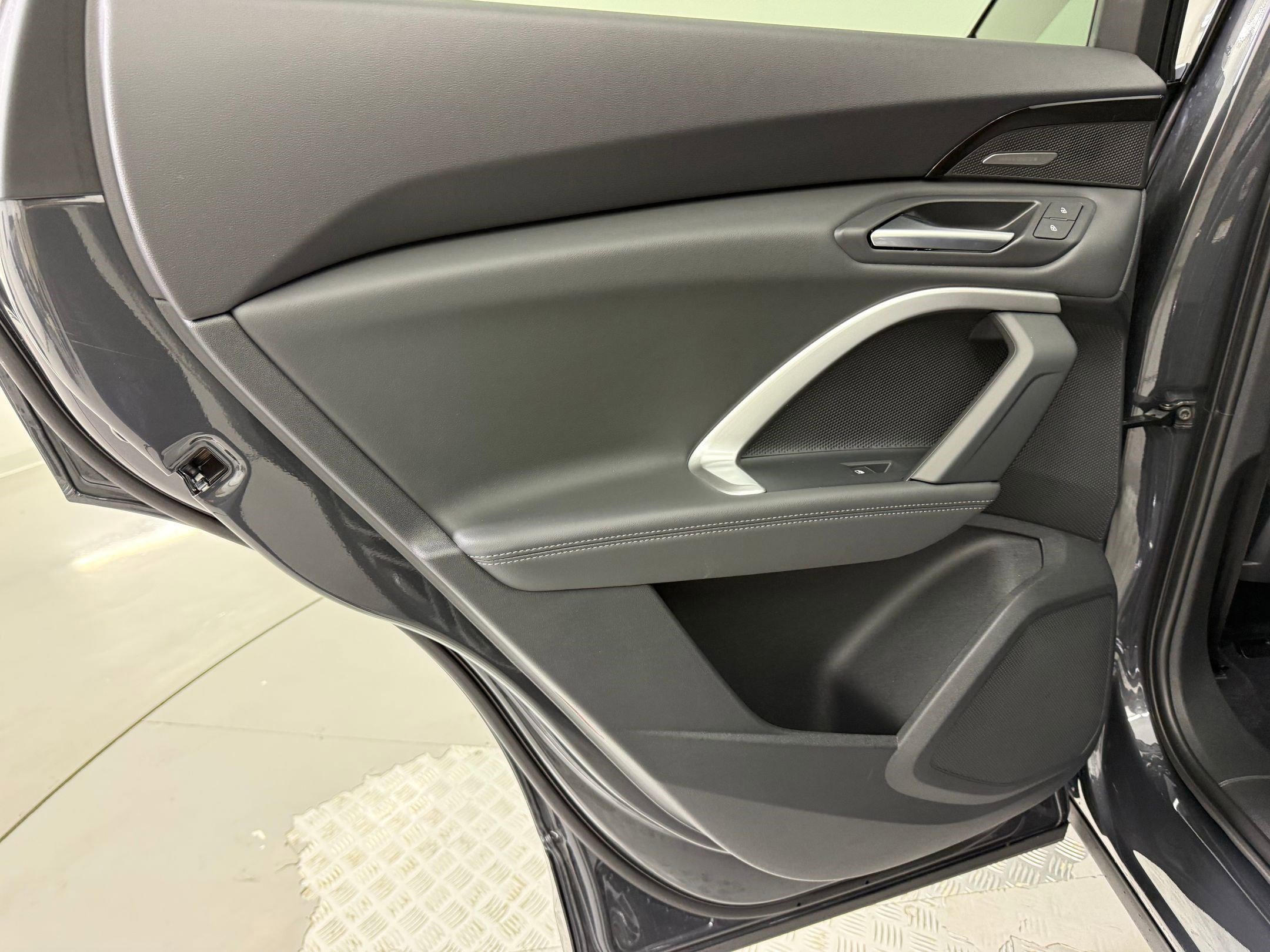 New 2025 Audi Q5 Premium Plus image 26