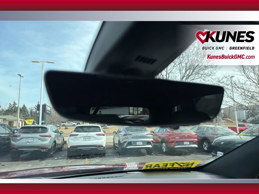 Used 2024 Buick Enclave Premium image 35