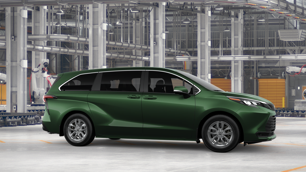 New 2026 Toyota Sienna LE FWD image 13