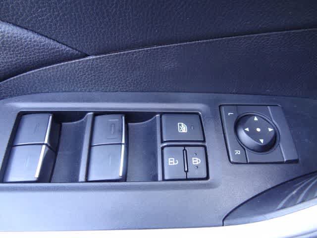 Certified 2025 Toyota RAV4 XLE AWD/4WD image 14