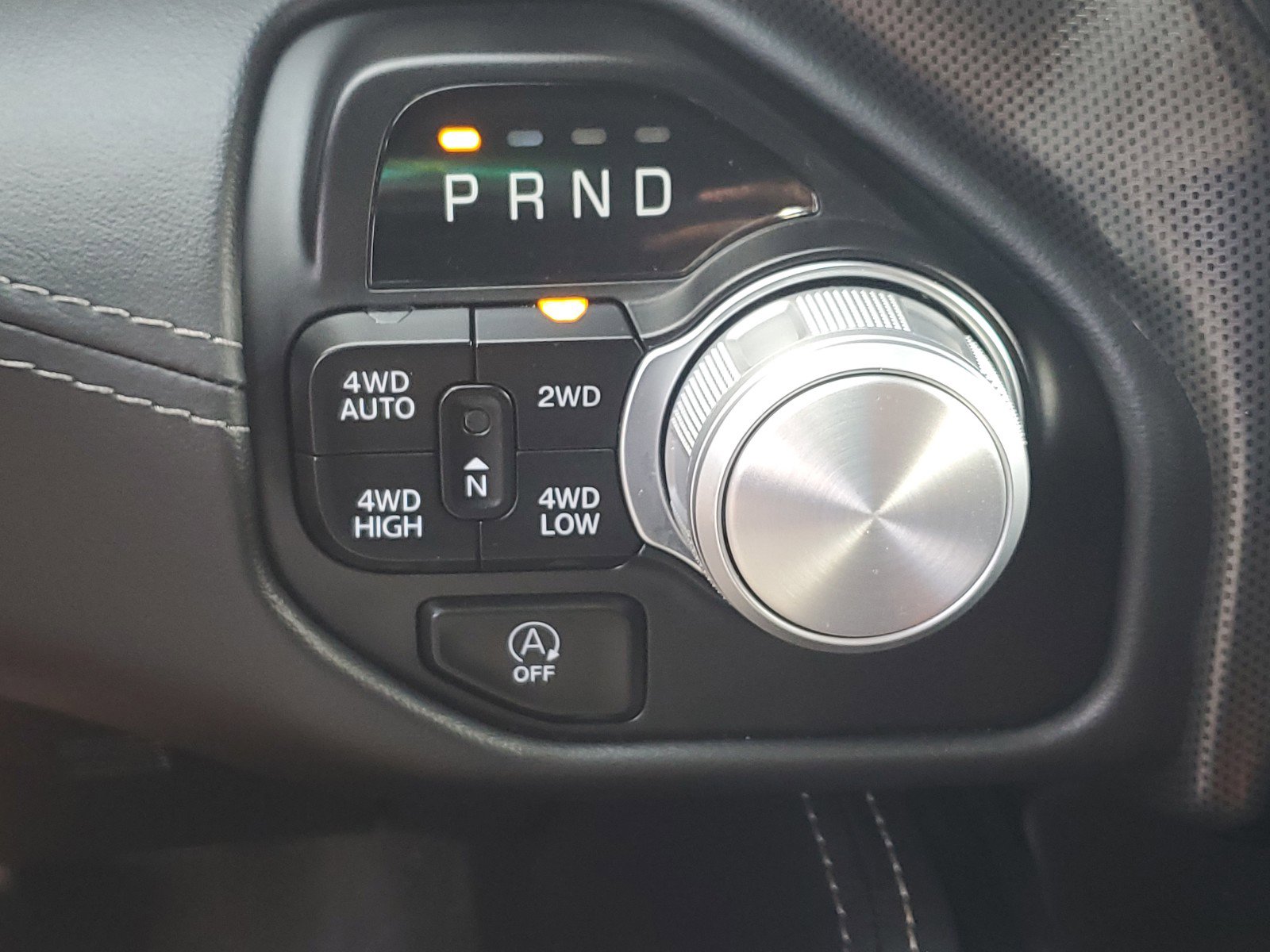 Used 2024 RAM 1500 Limited w/ Body Color Bumper Group image 31