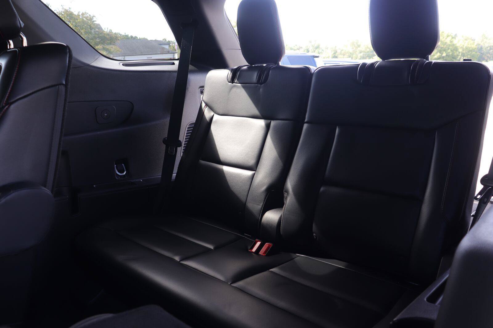 Used 2025 Ford Explorer ST w/ Sun And Sound Package AWD/4WD image 14