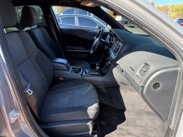 Used 2018 Dodge Charger SXT Plus w/ Driver Confidence Group image 21