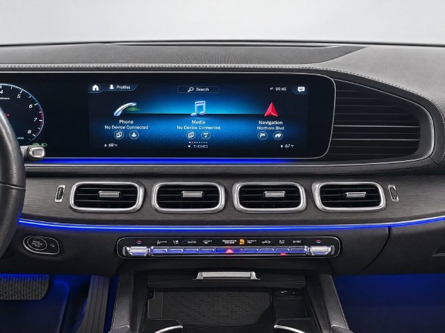 Used 2023 Mercedes-Benz GLS 450 4MATIC image 23