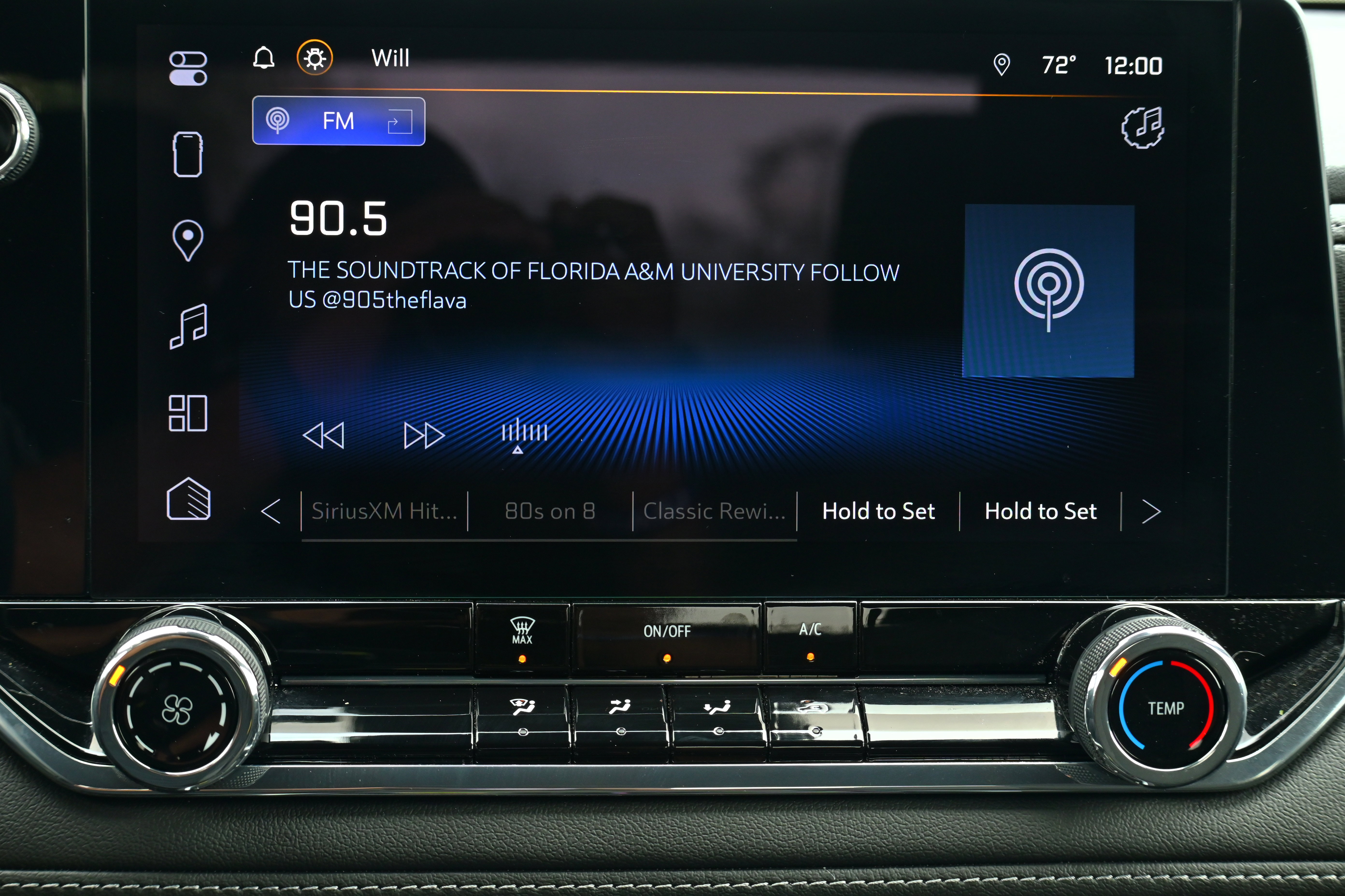 Used 2023 Chevrolet Colorado LT image 16