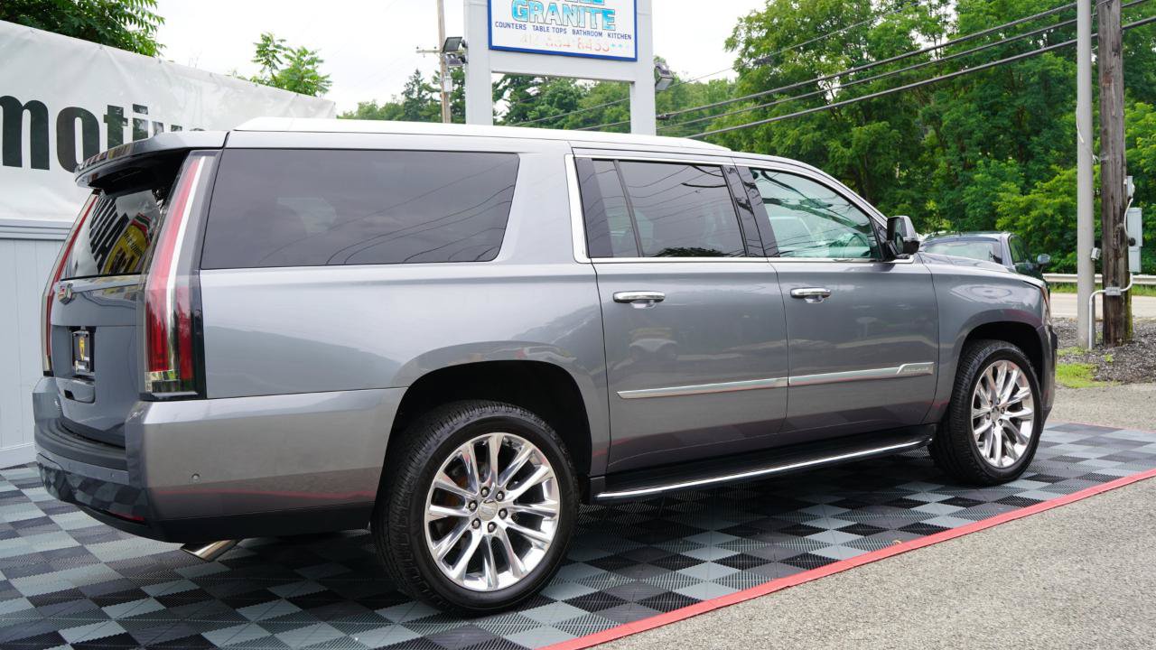 Used 2019 Cadillac Escalade ESV Luxury AWD/4WD image 10