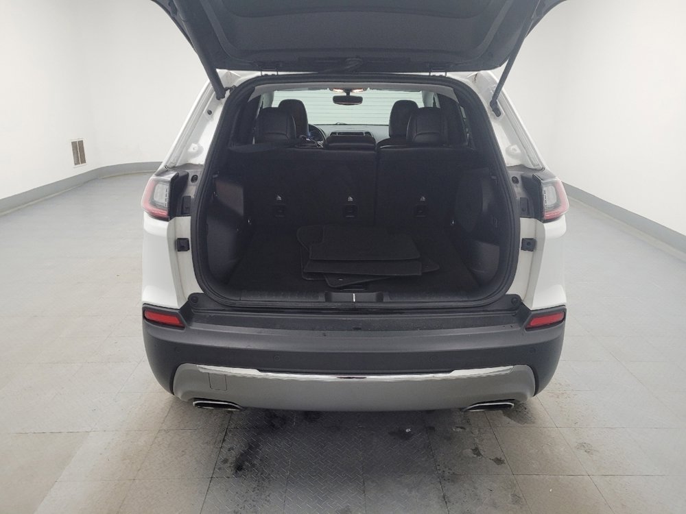 Used 2019 Jeep Cherokee Limited image 29