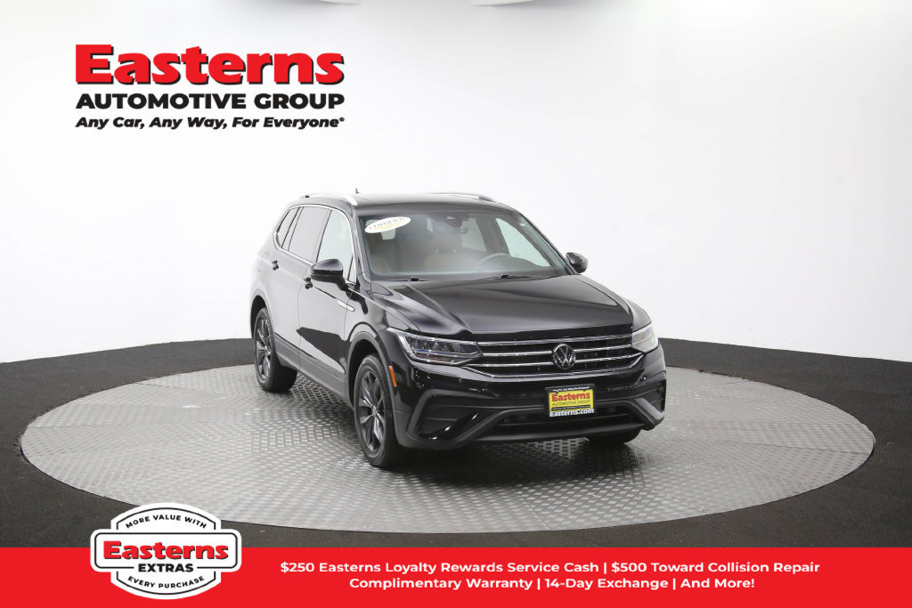 Used 2023 Volkswagen Tiguan SE AWD/4WD image 52