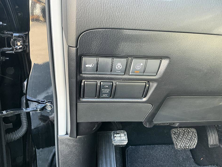 Used 2024 Nissan Armada SL image 13