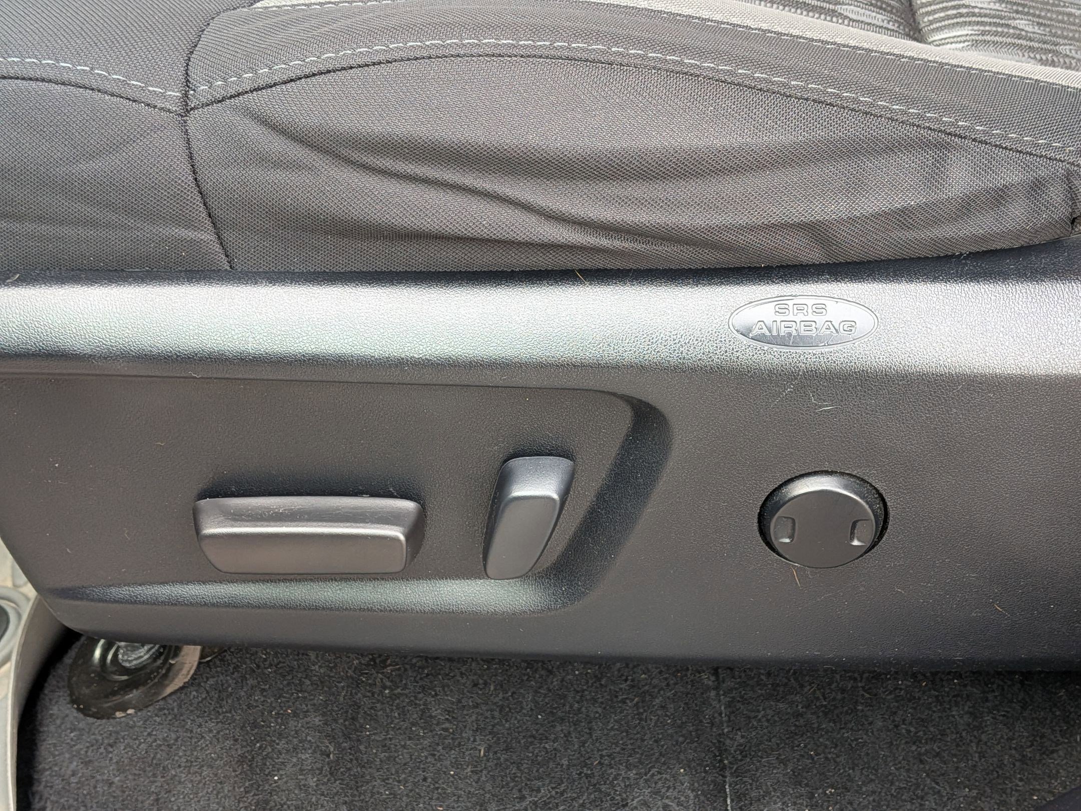 Used 2019 Toyota Tundra SR5 w/ SR5 Upgrade Package image 15