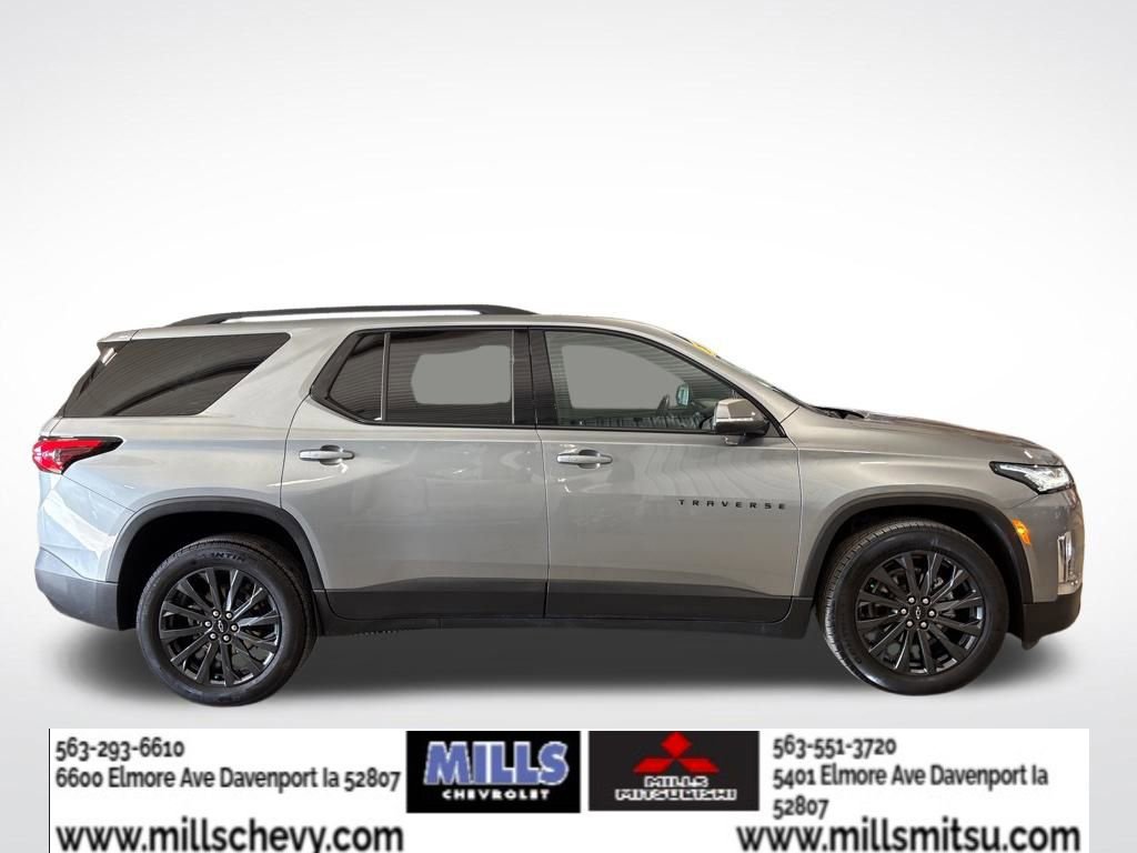 Used 2023 Chevrolet Traverse RS w/ LPO, Cargo Package image 4
