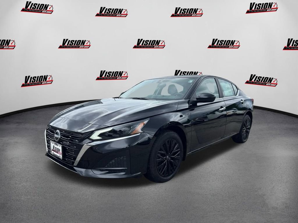 Used 2025 Nissan Altima 2.5 SV w/ SV Special Edition Package image 1