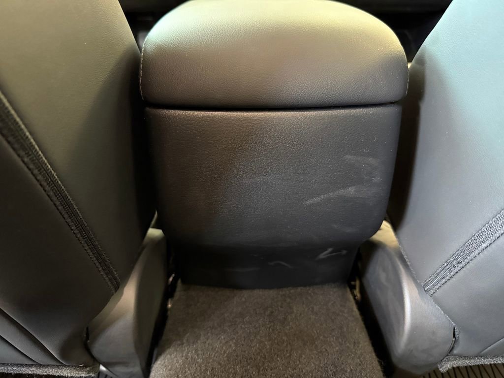 New 2025 MAZDA MAZDA3 2.5 Turbo Sedan w/Premium Plus image 28