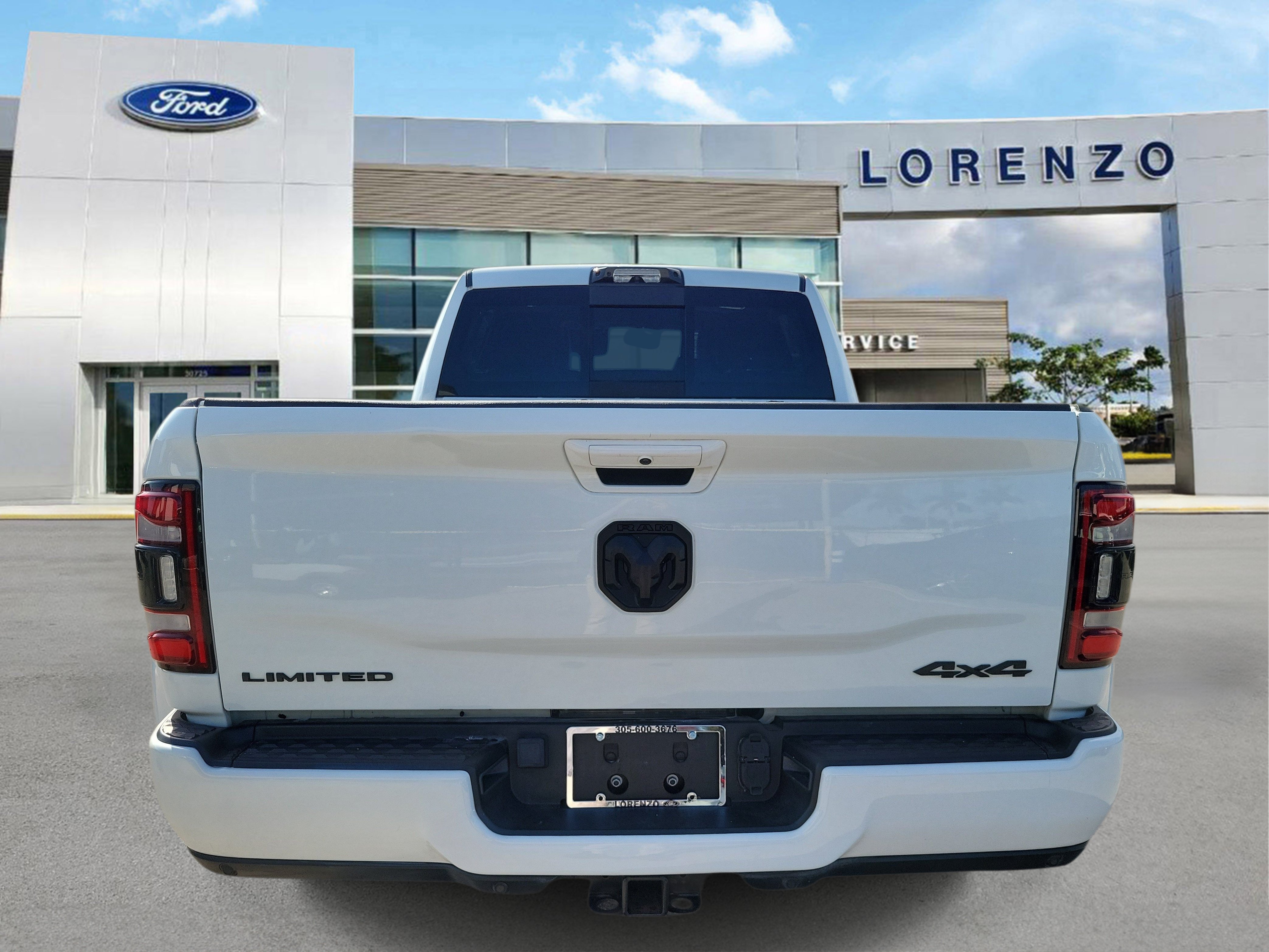 Used 2024 RAM 3500 Limited AWD/4WD image 5