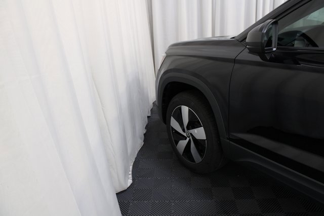 New 2025 Volkswagen Taos S image 18