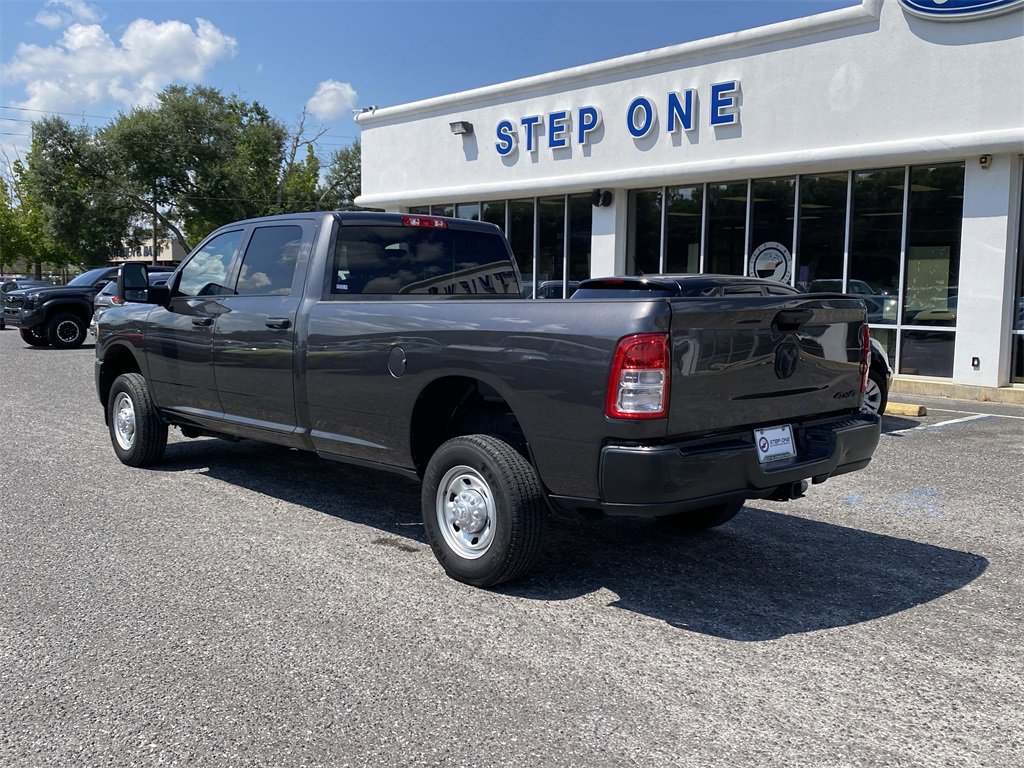 Used 2024 RAM 2500 Tradesman w/ Protection Group image 7