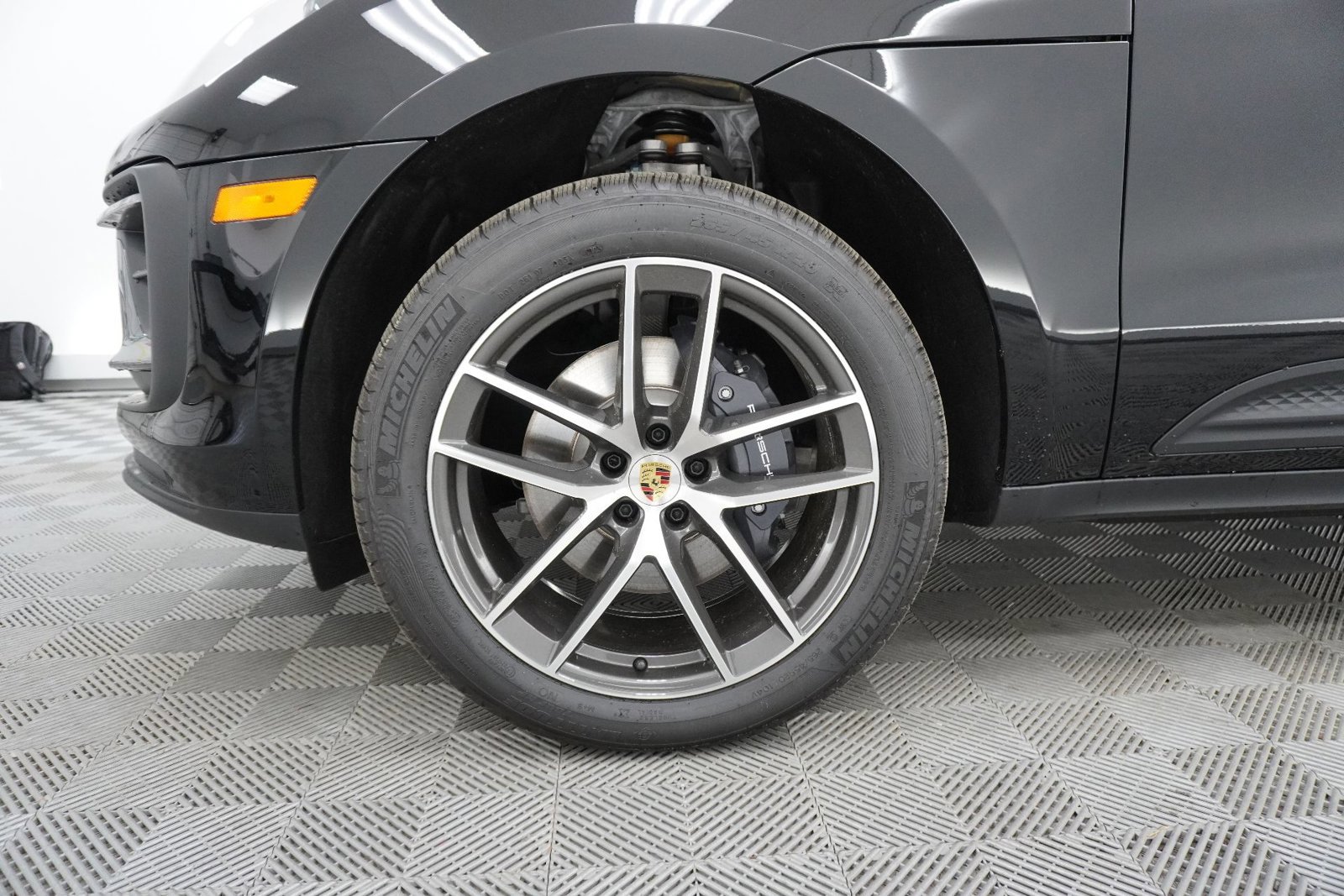 New 2026 Porsche Macan image 13