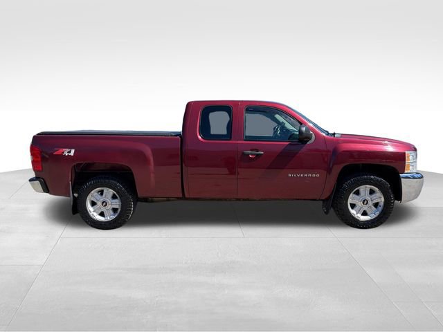Used 2013 Chevrolet Silverado 1500 LT w/ All-Star Edition AWD/4WD image 2