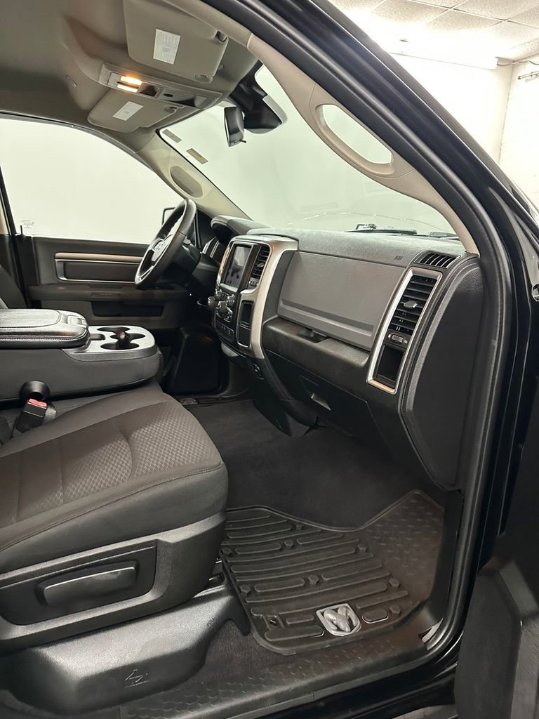 Used 2019 RAM 1500 Classic Warlock w/ Electronics Group image 32