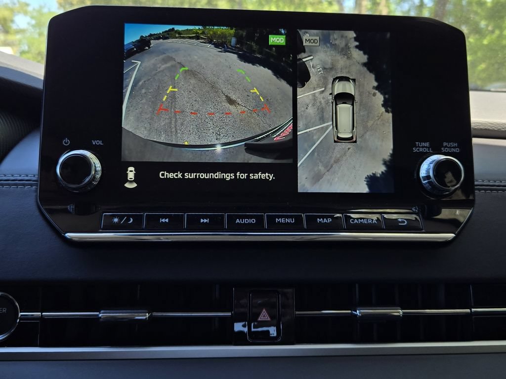 New 2026 Nissan Rogue SL AWD/4WD image 16
