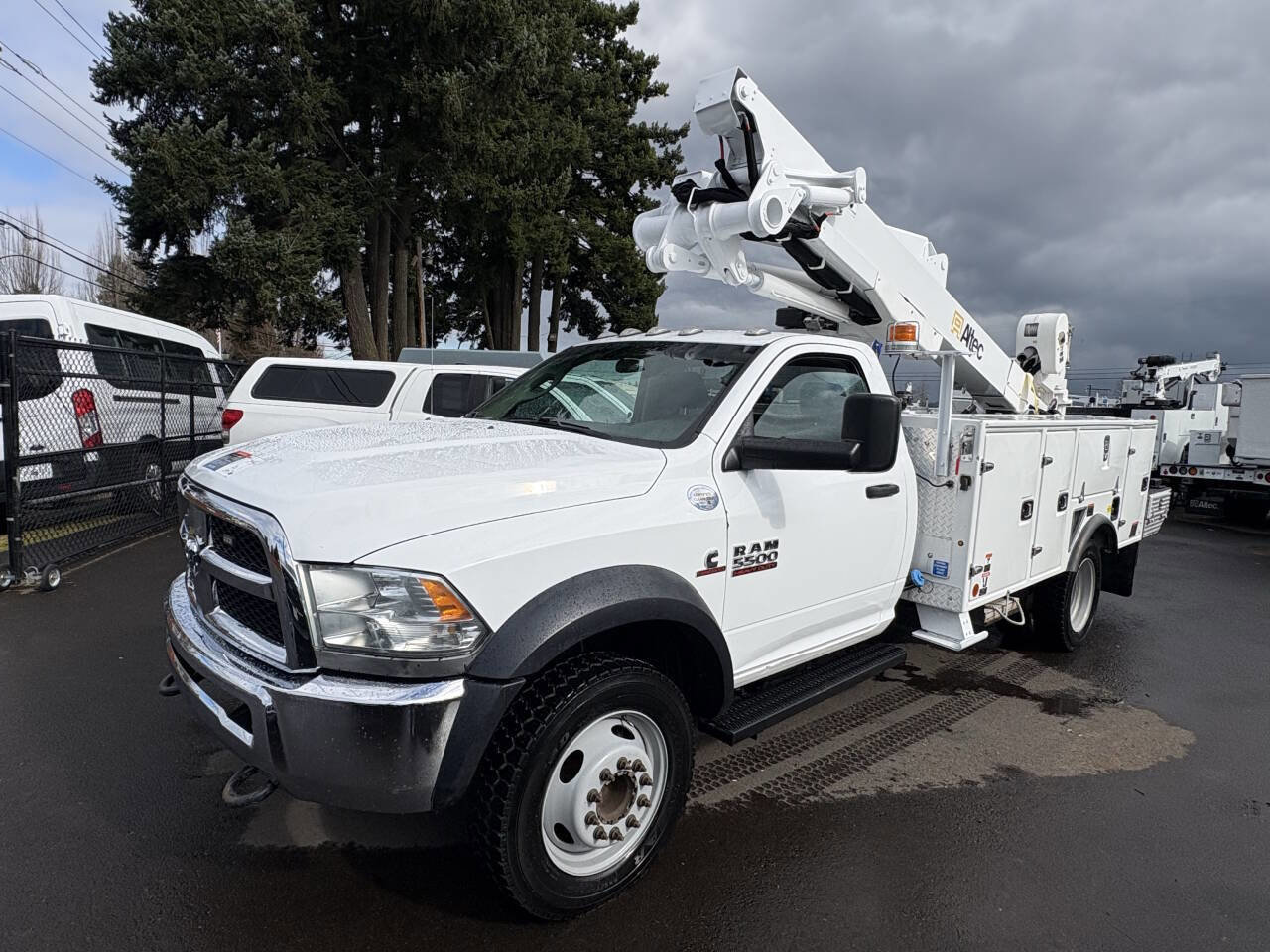 Used 2016 RAM 5500 Tradesman w/ Ambulance Prep Group image 6