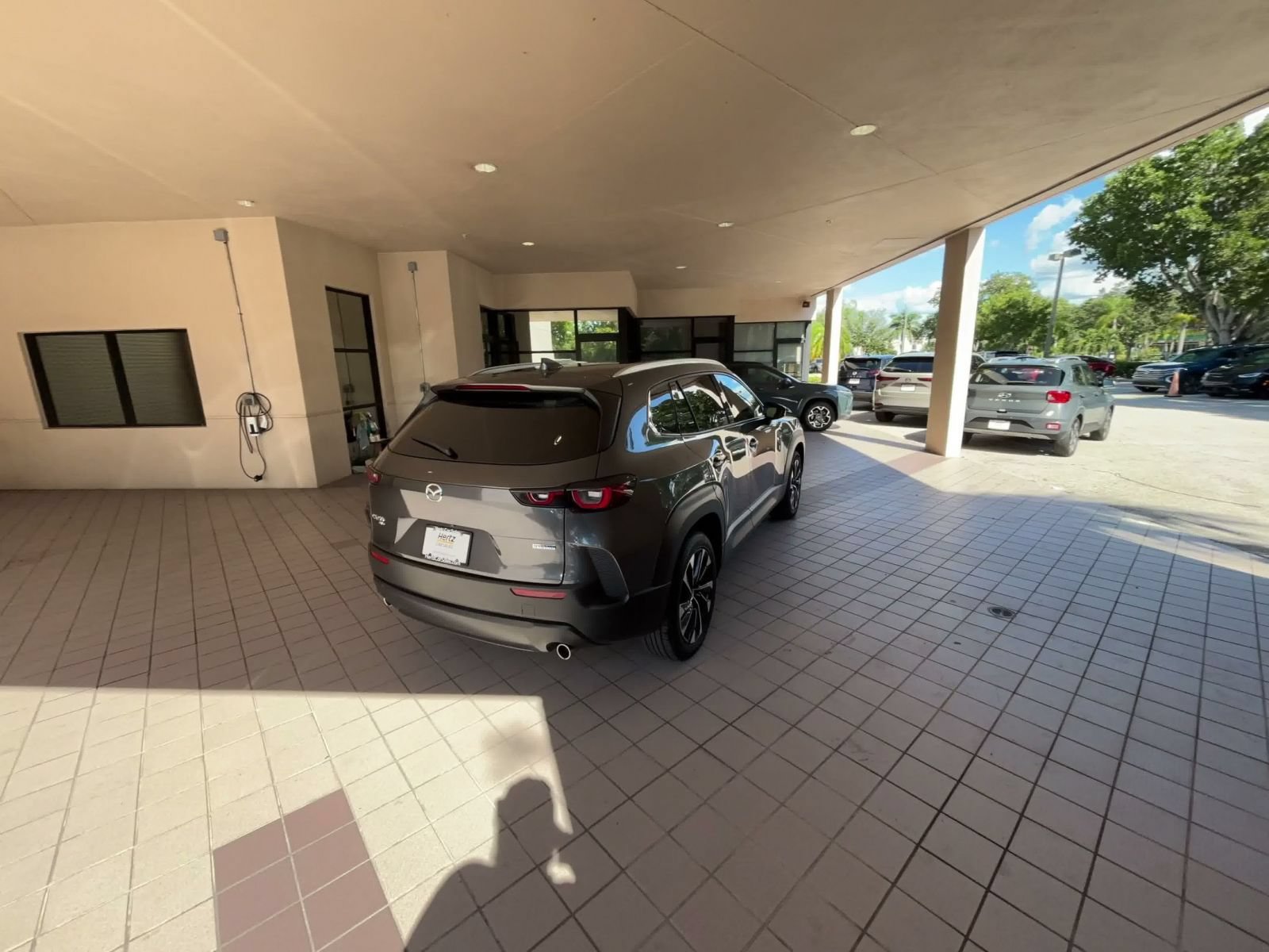 Used 2025 MAZDA CX-50 2.5 Hybrid w/ Premium Plus Pkg AWD/4WD image 13