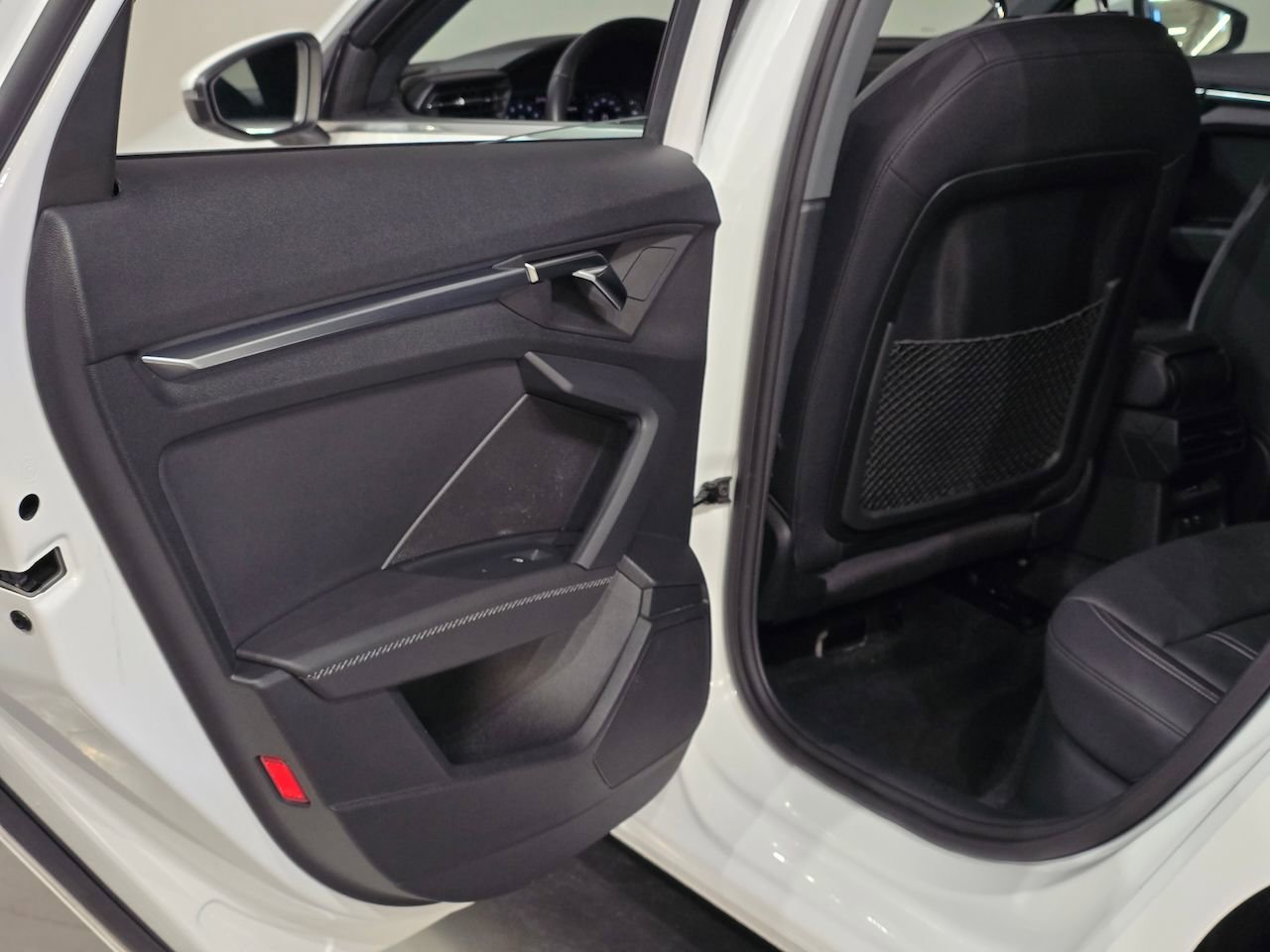 Used 2023 Audi A3 2.0T Premium image 32