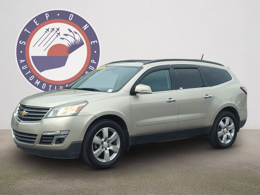 Used 2016 Chevrolet Traverse LTZ FWD image 2