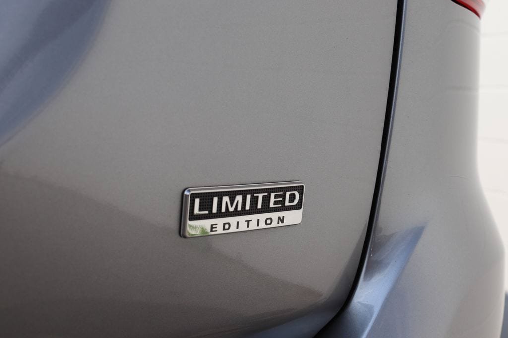 Used 2021 Mitsubishi Outlander LE AWD/4WD image 6