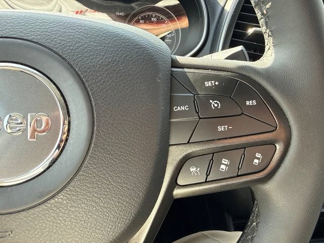 Used 2022 Jeep Cherokee Trailhawk w/ Sound & Nav Group AWD/4WD image 25