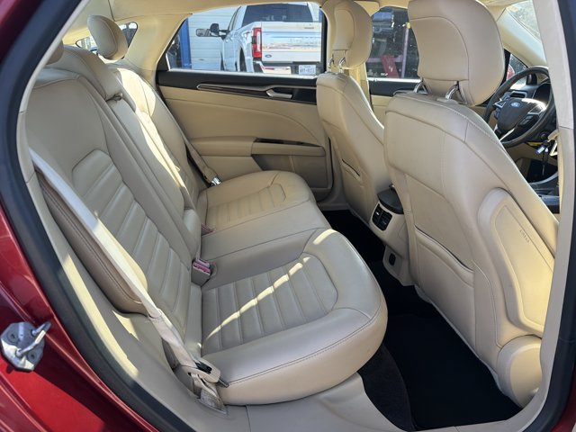 Used 2014 Ford Fusion SE w/ Equipment Group 202A FWD image 24