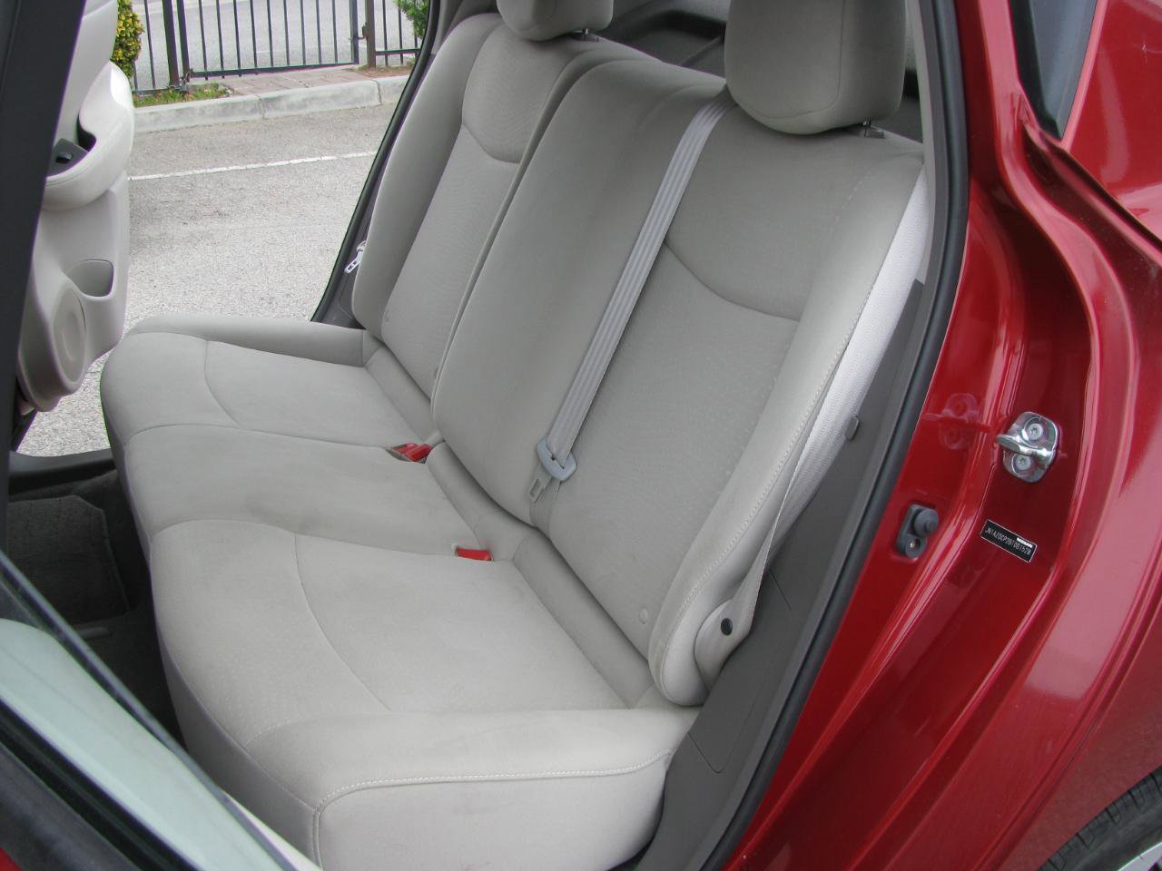 Used 2011 Nissan Leaf image 11