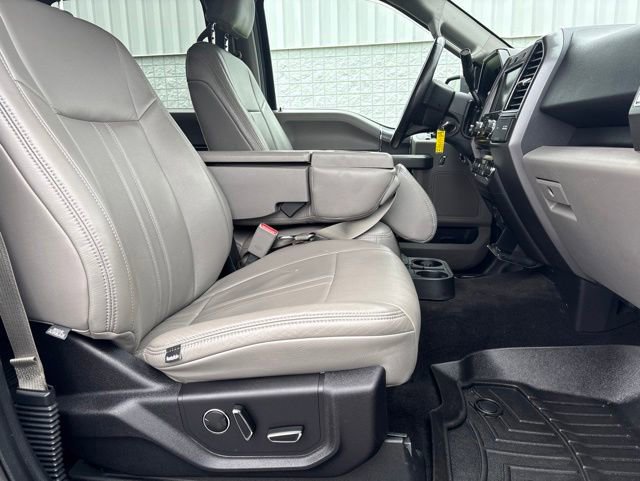 Used 2015 Ford F150 XLT w/ Equipment Group 302A Luxury AWD/4WD image 15