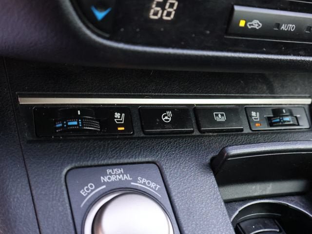 Used 2015 Lexus ES 300h w/ Navigation System Package FWD image 26