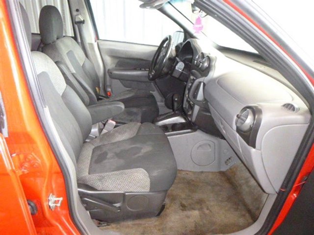 Used 2004 Pontiac Aztek 2WD w/ 1SB Preferred Equipment Group image 10