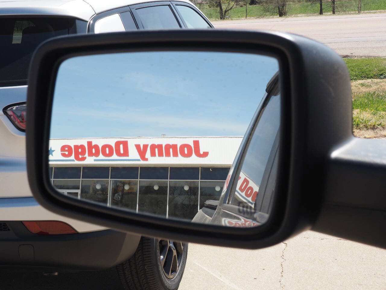 Used 2011 RAM 1500 Classic SLT w/ Luxury Group AWD/4WD image 7