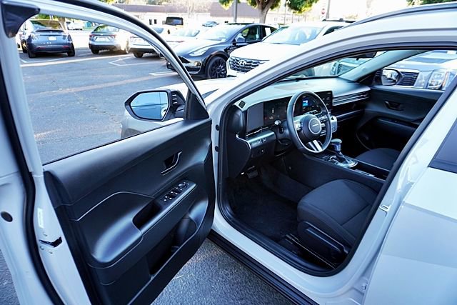 Certified 2026 Hyundai Kona SEL Sport image 36