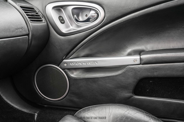 Used 2002 Aston Martin Vanquish RWD image 40
