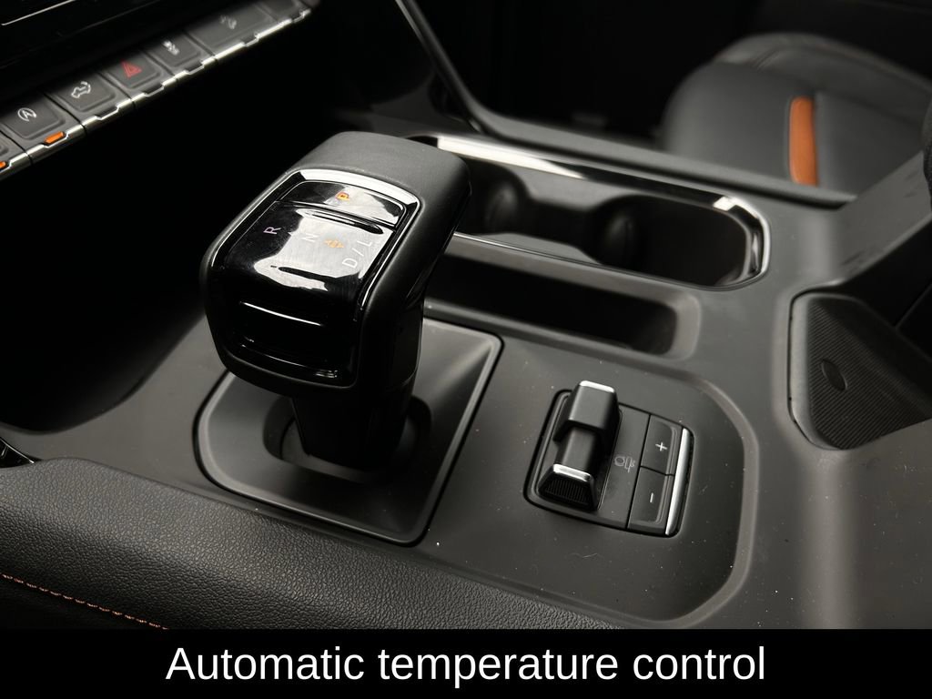 Used 2025 GMC Sierra 1500 AT4 w/ AT4 Premium Package image 14