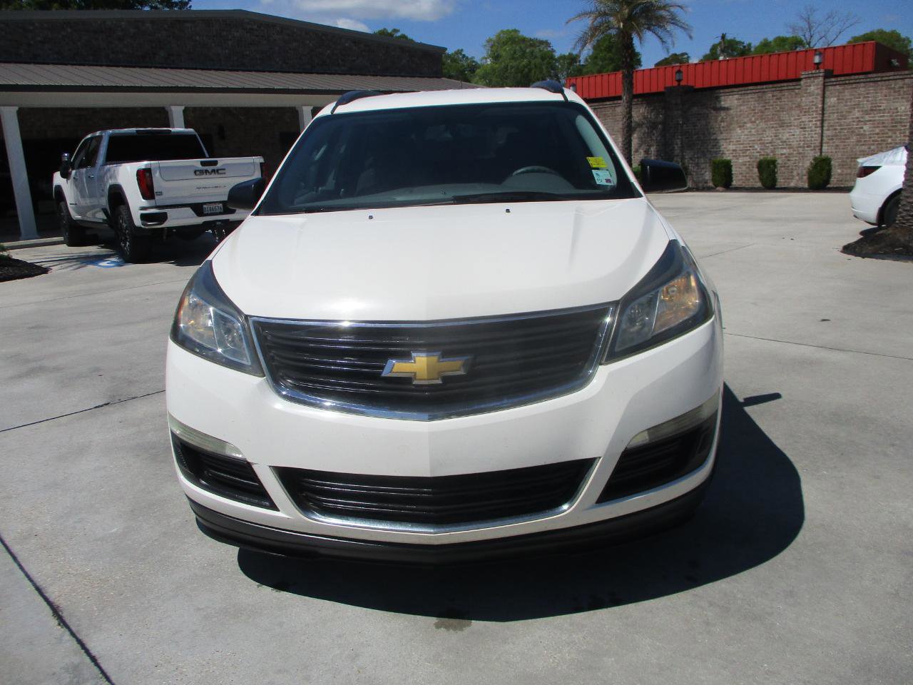 Used 2014 Chevrolet Traverse LS image 17