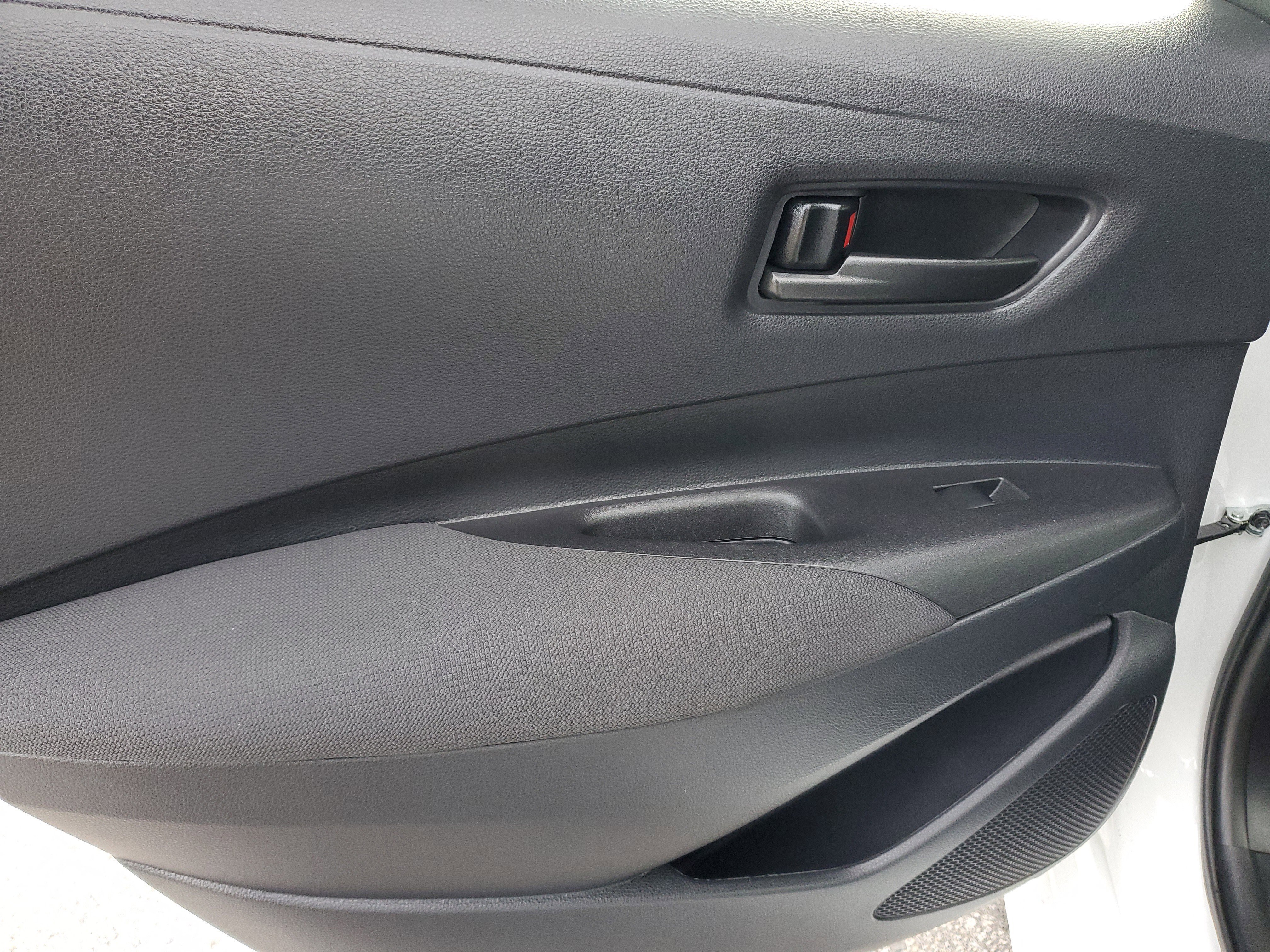 Certified 2025 Toyota Corolla LE image 12